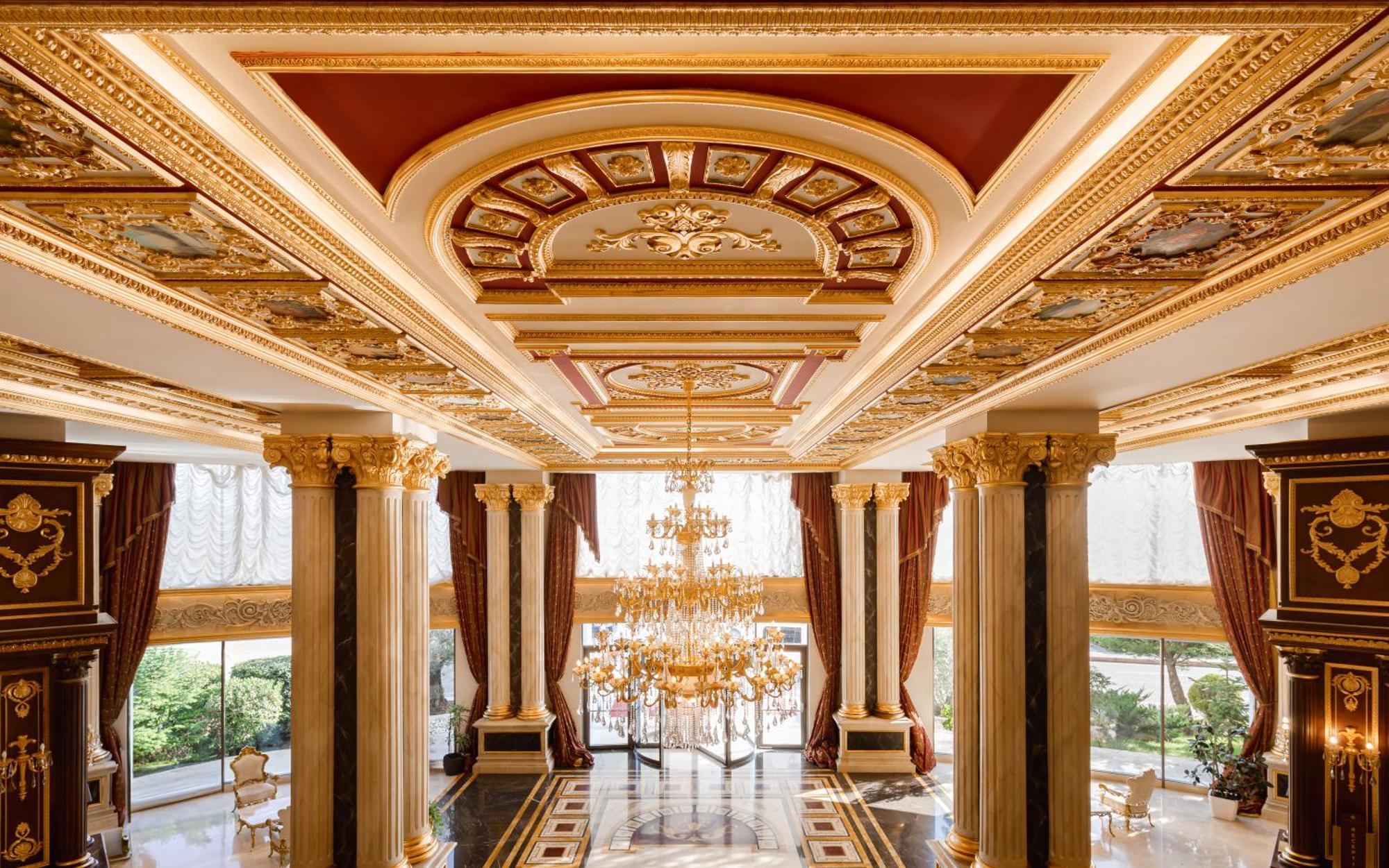 샤마키 팰리스 샤라딜 호텔 Seredil 외부 사진 The lobby of the hotel