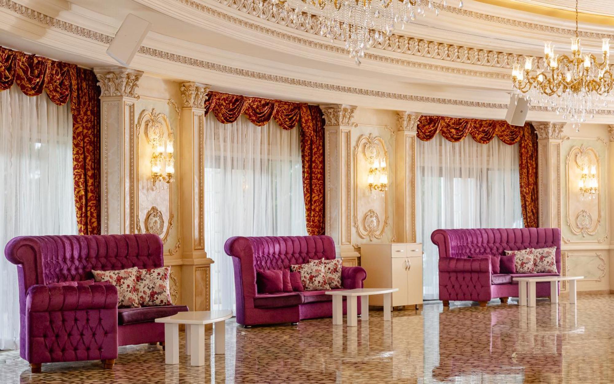 샤마키 팰리스 샤라딜 호텔 Seredil 외부 사진 Interior of the hotel