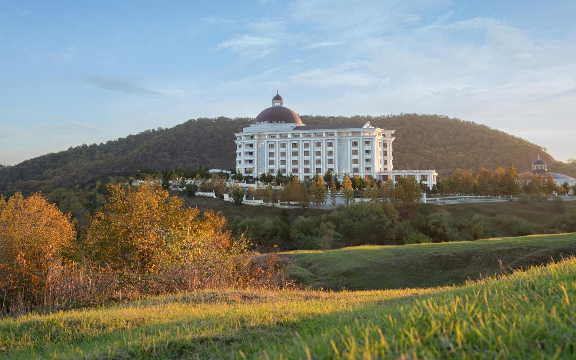 샤마키 팰리스 샤라딜 호텔 Seredil 외부 사진 The Grand Hotel
