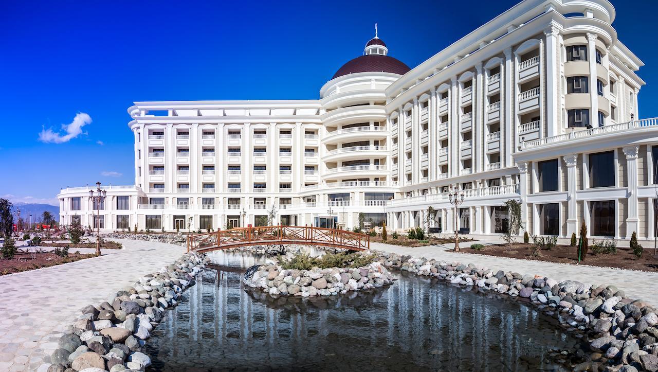 샤마키 팰리스 샤라딜 호텔 Seredil 외부 사진 The Grand Hotel